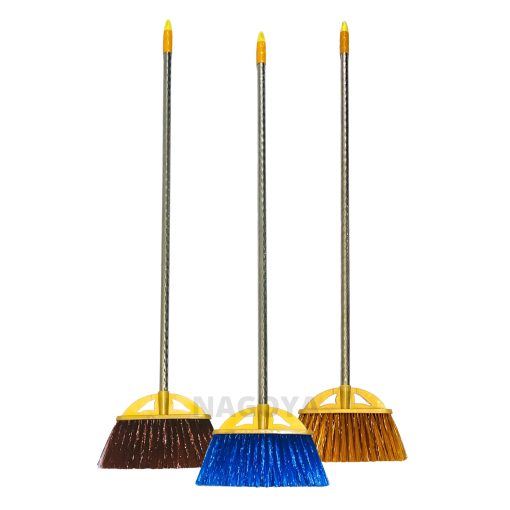 815 Glossy Broom